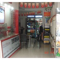 车汇汽车美容服务部 专业呵护，让您的爱车焕然一新